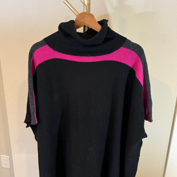 Tahari Merino Wool Cashmere Drawstring Shrug Poncho in Black/Pink Womens OS - Picture 7 of 9